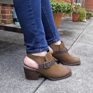 Des Peres Ankle Mule